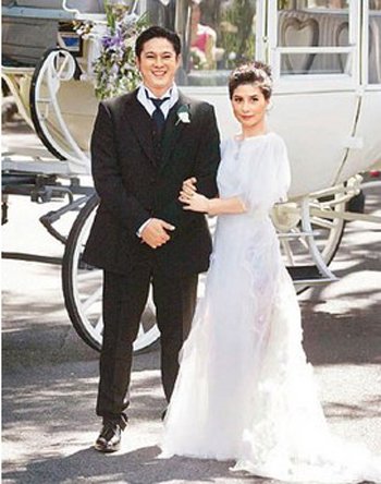 陈子聪和何超仪离婚内幕 两人各玩各的,陈子聪与嫩模短信来往