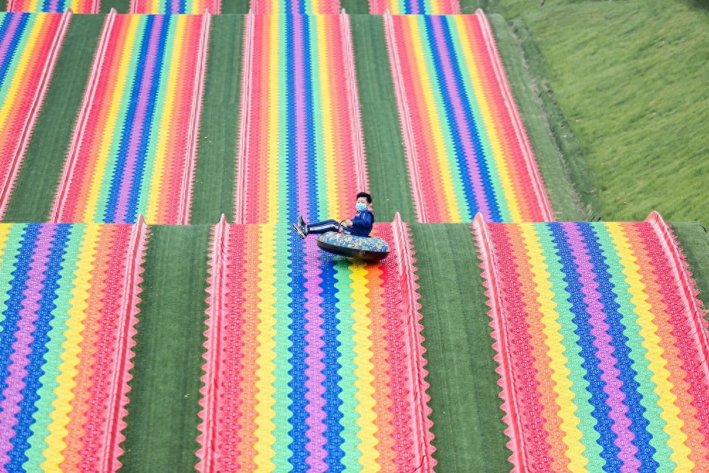 合肥首个城市湖景蹦极，最新网红打卡点，游客：这样玩最吓人
