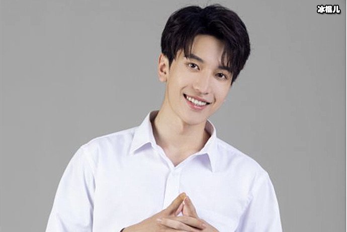 完颜洛绒是怎么出道的