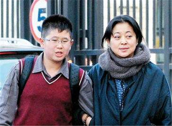 倪萍儿子太厉害 倪萍的儿子虎子病好了吗近况如何