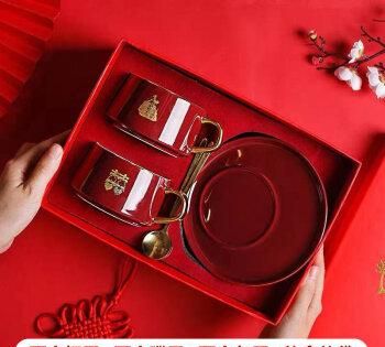 送女性朋友什么结婚礼物最好