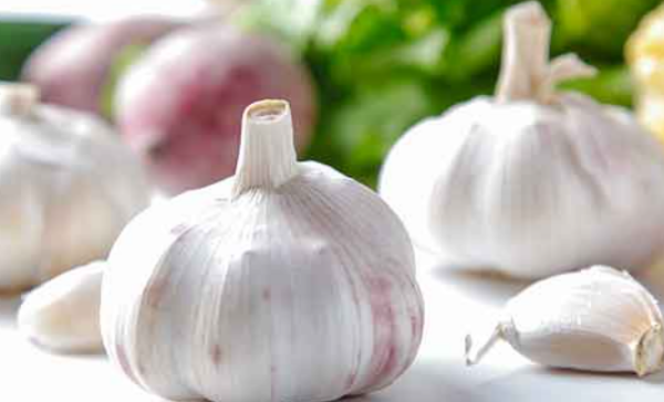 大蒜保存方法,新鲜大蒜怎么保存 大蒜的保存方法视频图3