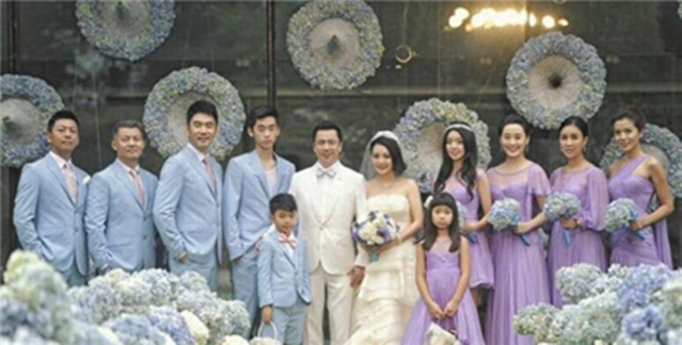 46岁王中磊与老婆甜蜜爱情曝光,终于知道王中磊为什么会成功!