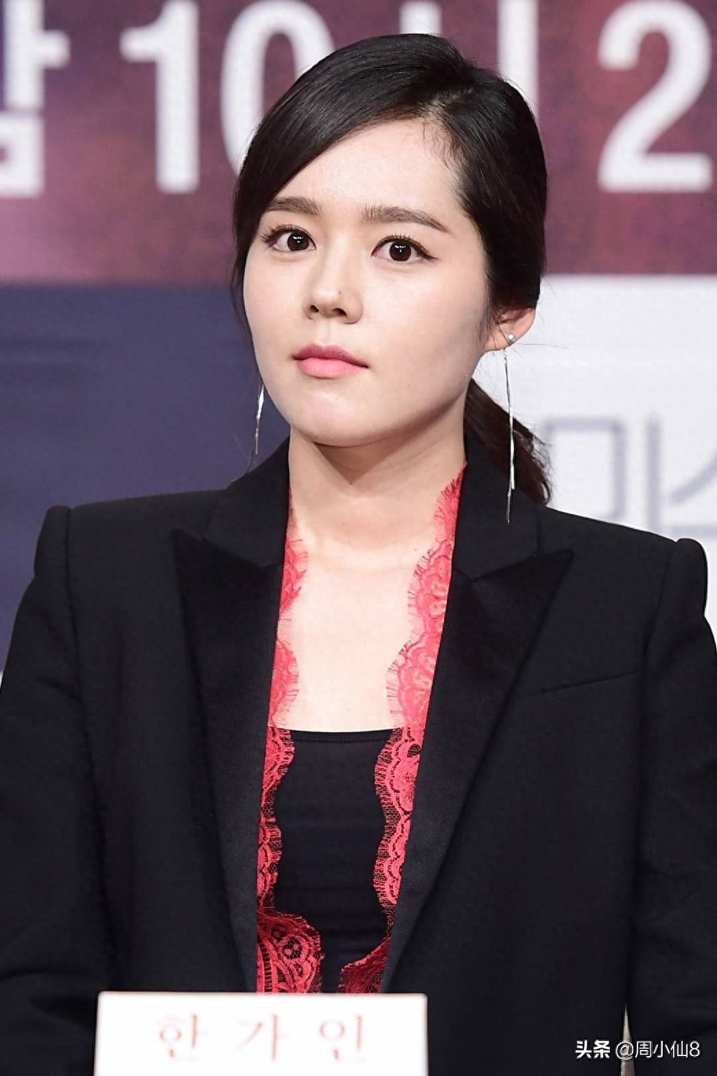 明星韩佳人,韩国娱乐圈影视演员,被誉为韩国“媚鼻女王”