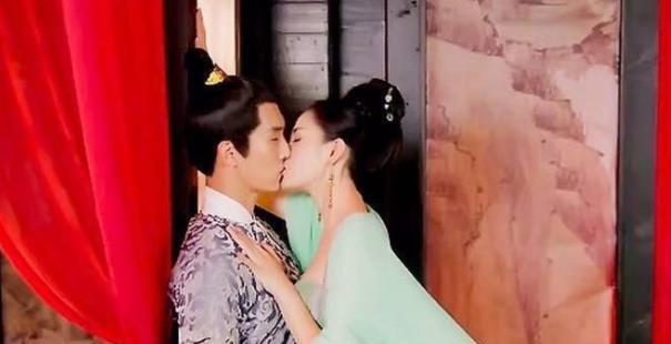 “穿越时空”的4部剧,每部都百看不腻,你熬夜追过几部!