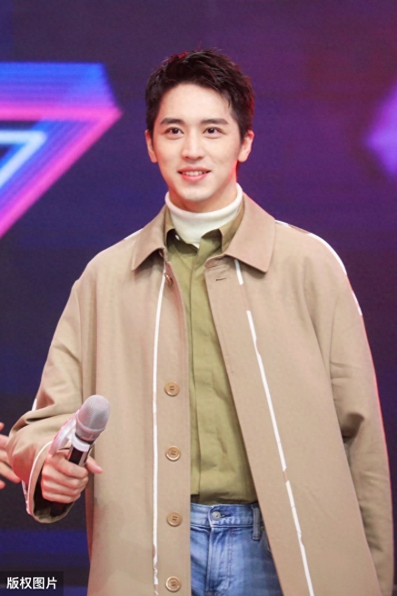 黄景瑜许魏洲主演的网络剧《上瘾》为何让人着迷?