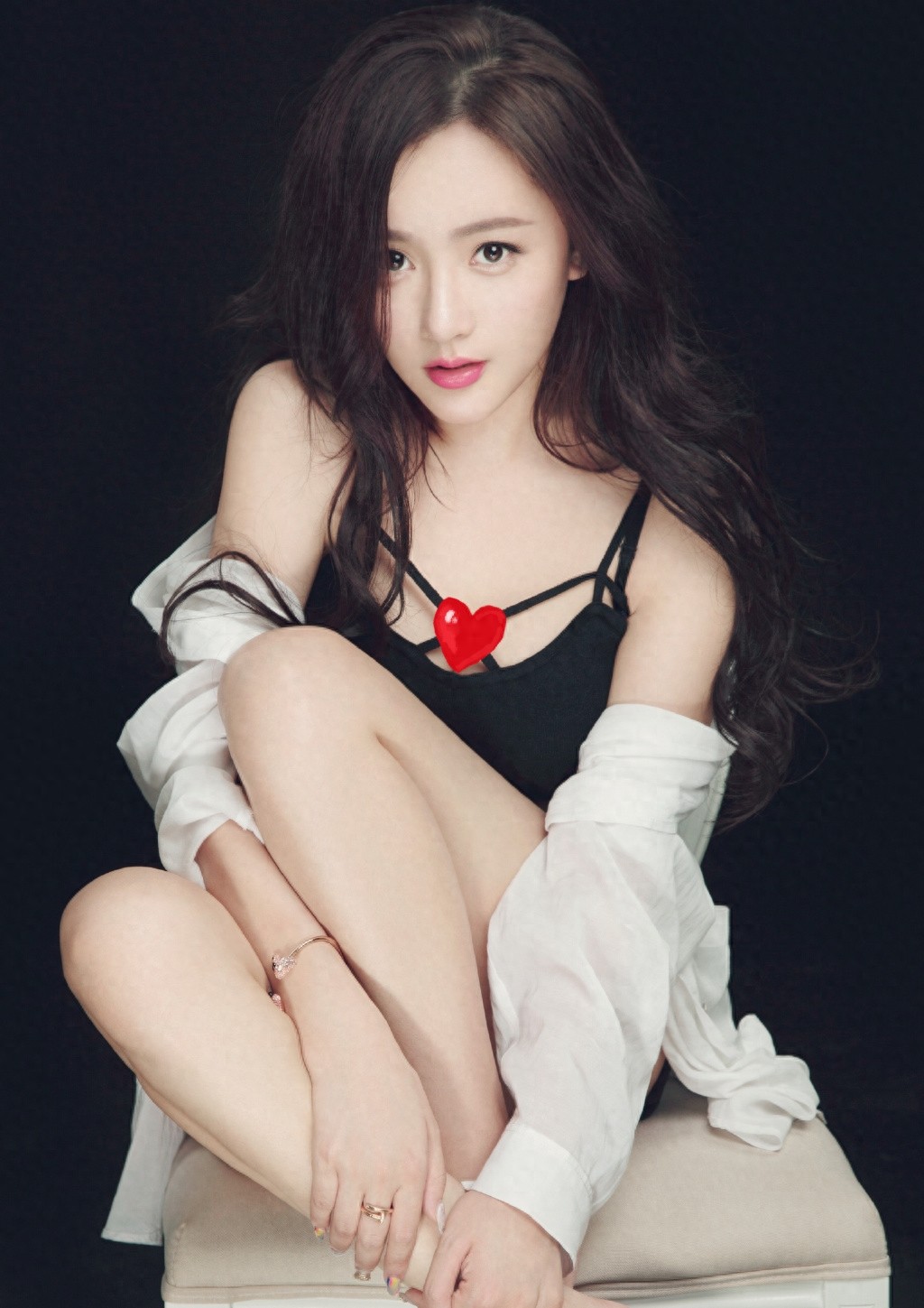 中国“冰雪女王”私房照：花滑运动员出身 出演芒果台真人剧走红