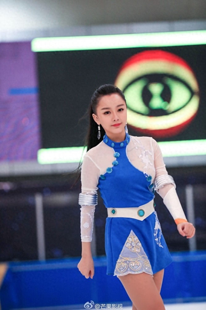 中国“冰雪女王”私房照：花滑运动员出身 出演芒果台真人剧走红