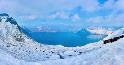 ​长白山天池出现“天梯”奇观，犹如登天长阶，仙界真的存在吗？