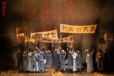 ​全城入戏！2025上海·静安戏剧节启幕 ，开幕大戏《觉醒年代》在大宁剧院上演