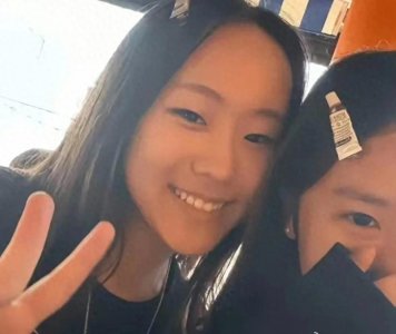 ​金喜善女儿15岁近照曝光，颜值也逆袭成女神级，还是学霸级人物！