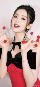 古力娜扎壁纸精选，性感美丽、笑容甜美，大长腿美女爱了爱了