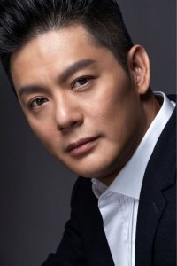 ​被称“谍战剧之王”，曾给王宝强当配角 傅程鹏都经历了什么