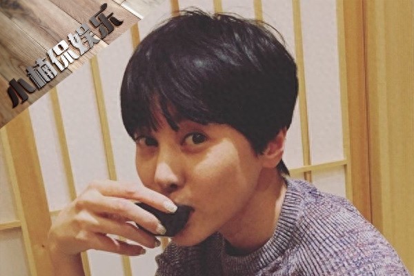 36岁吴晓敏一家近照，经谢娜介绍认识朴树，低调结婚恩爱幸福