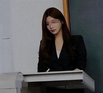 ​猛男体育老师能否抵挡美女老师的出轨诱惑，守住自己的底线？