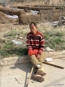 ​当代农村守村人的身前身后事