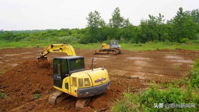 ​鄂州华容区首个山东寿光智能大棚蔬菜基地开始建设