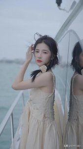 ​人像美图壁纸第107期：海边美女