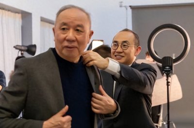 ​注意看 原来中国的第一位首富是他