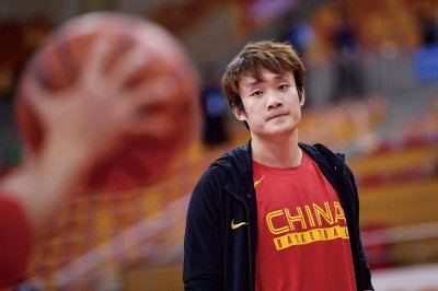 ​丁彦雨航：漫长的返航丨封面人物