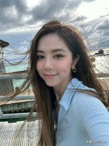 ​邓紫棋壁纸精选，性感迷人、笑容灿烂，唱歌一流的美女，必须爱了