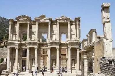 ​世界七大奇迹之一：阿尔忒弥斯神庙