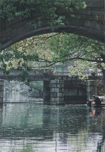 ​避开人潮，清明小长假去！这11个绝美目的地，满城花开美食遍地！