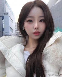 ​韩国绝世美人惊艳亮相，凸凹有致身材美若天仙，引发网友热议