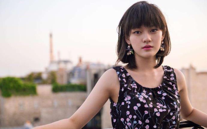 陈文淇很有钱吗 普通家庭出生的人，只是在表演方面有天赋