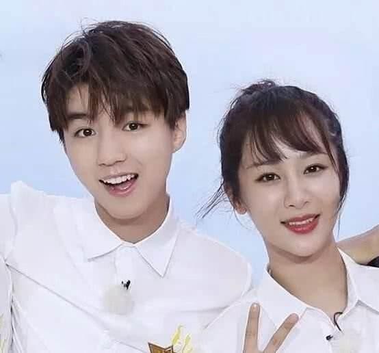 王俊凯婚纱摄影（杨紫王俊凯拍婚纱照）