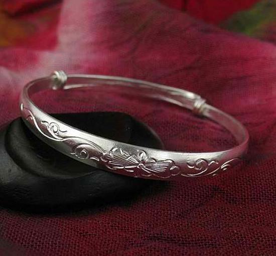 云南昆明特色纪念品(云南这些特色工艺品)(24)