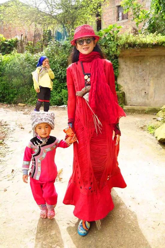 云南昆明特色纪念品(云南这些特色工艺品)(16)