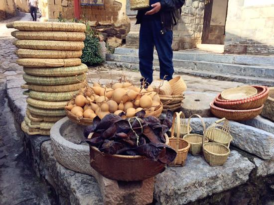 云南昆明特色纪念品(云南这些特色工艺品)(14)