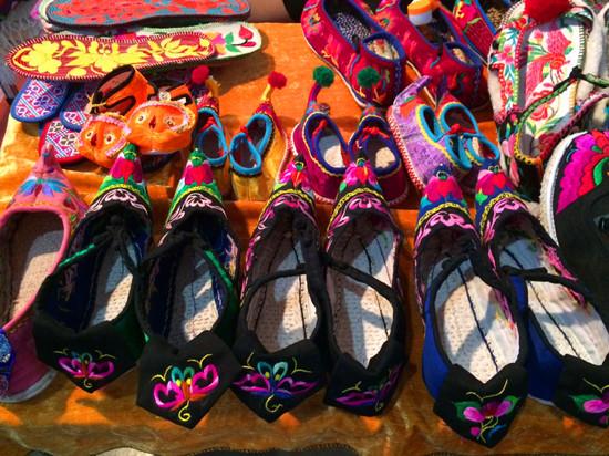 云南昆明特色纪念品(云南这些特色工艺品)(4)