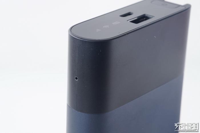 全网首拆：紫米4G路由器MF885拆解