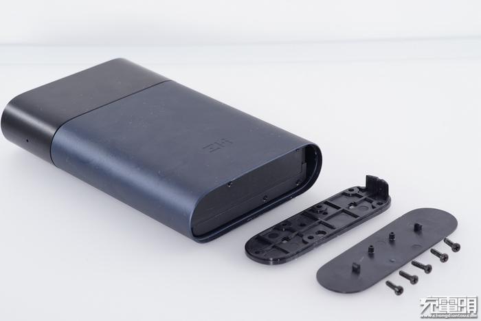 全网首拆：紫米4G路由器MF885拆解