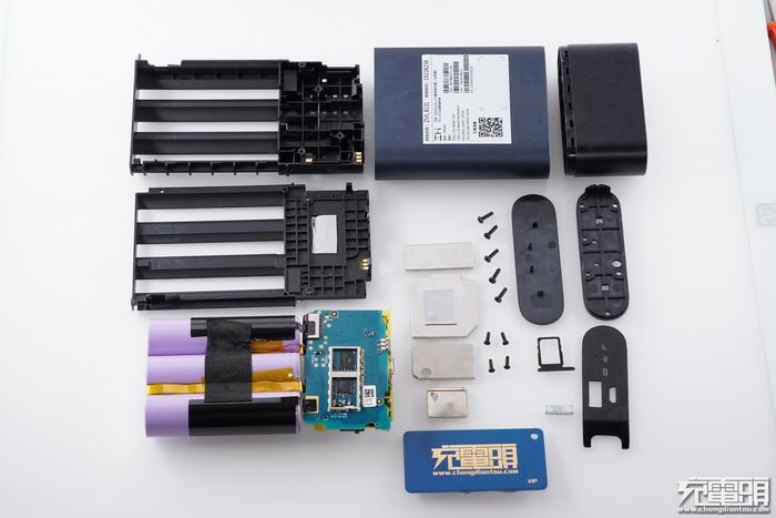 全网首拆：紫米4G路由器MF885拆解