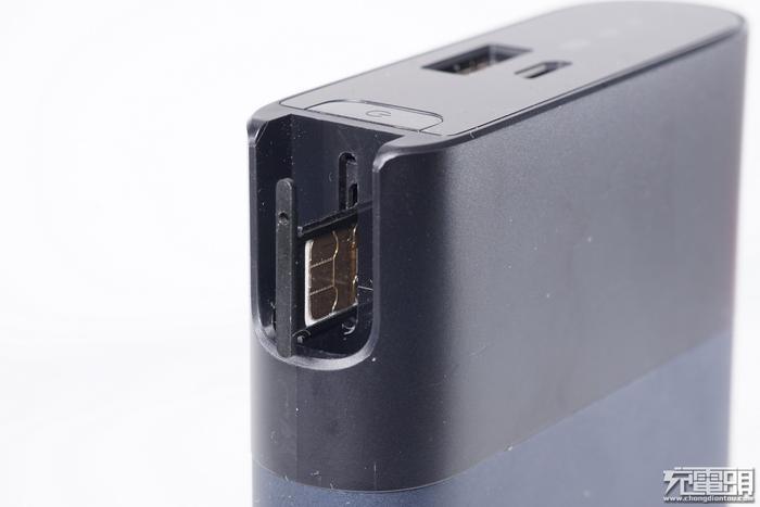 全网首拆：紫米4G路由器MF885拆解