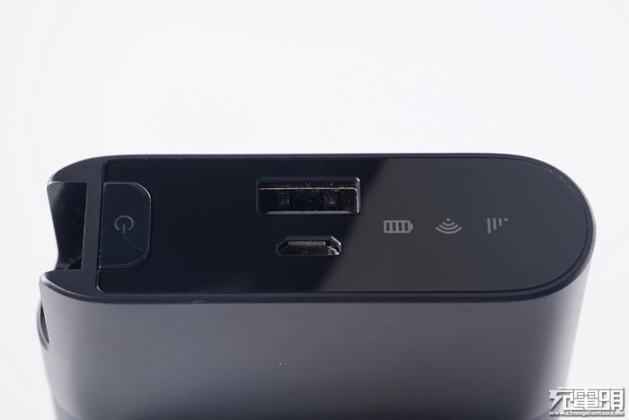 全网首拆：紫米4G路由器MF885拆解