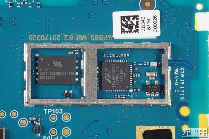 全网首拆：紫米4G路由器MF885拆解