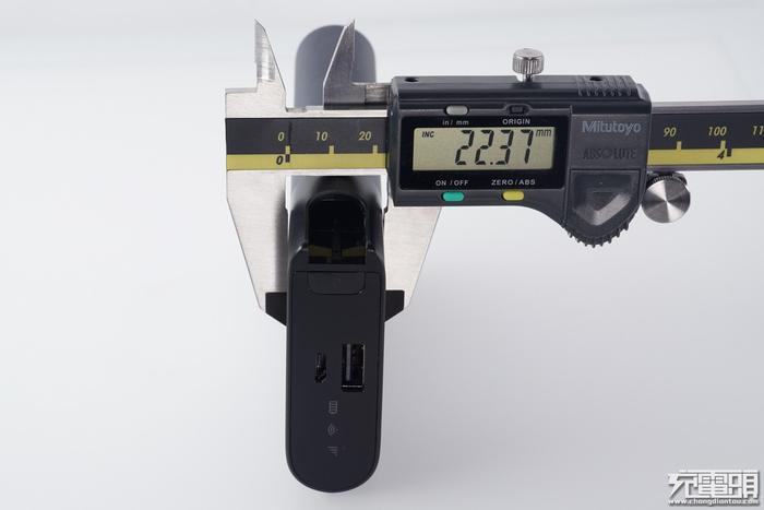 全网首拆：紫米4G路由器MF885拆解