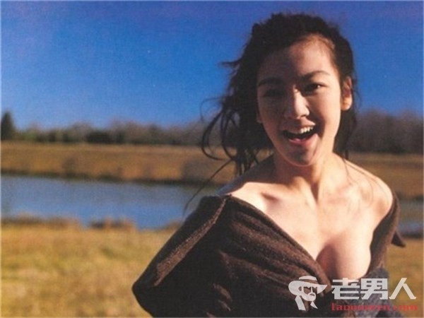 娱乐圈巨乳女星排行榜 第一名让人欲罢不能