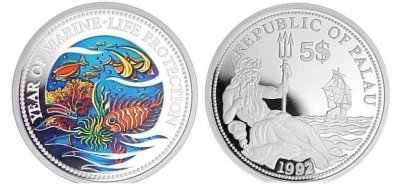 ​中国当代彩色币之沿革——法定人民币面值之纪念币却由外国造！