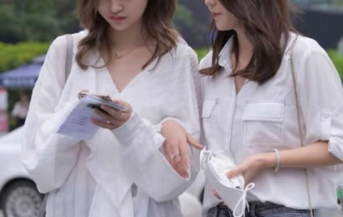 解开美女胸衣的秘密 认识一下胸衣的故事