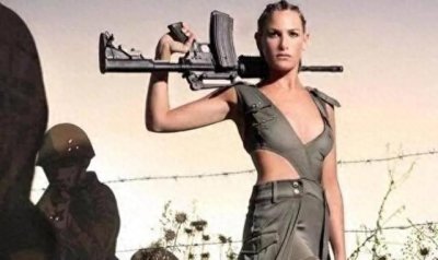 ​炮火中的烈焰玫瑰，惊艳的以色列女兵