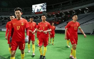 ​里皮执掌国足后战绩如何？13场比赛仅8胜，还首次送给菲律宾一分