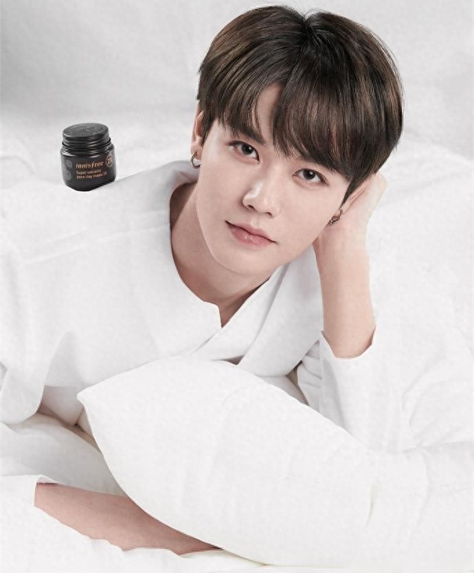 组图：偶像新人林彦俊