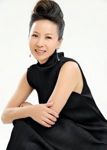 ​演员赵越：嫁二婚佟凡，结婚25年无儿无女，如今她还好吗？