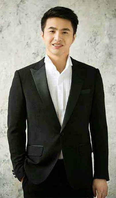 魏坤琳个人资料写真作品