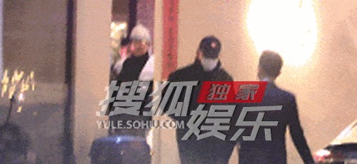 姜武和姜文的关系（姜文姜武烤鸭店聚餐）